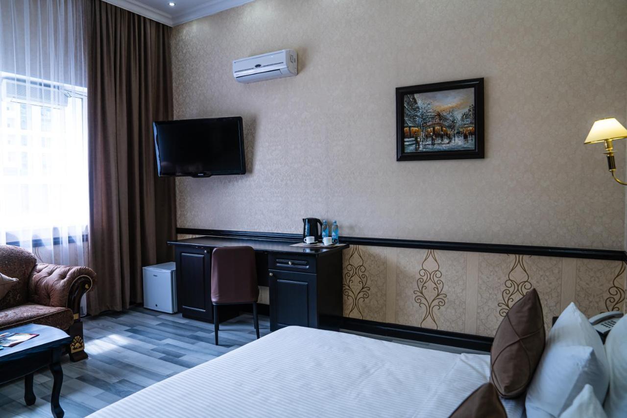 Belon Lux Hotel Nur-Sultan  Exterior photo