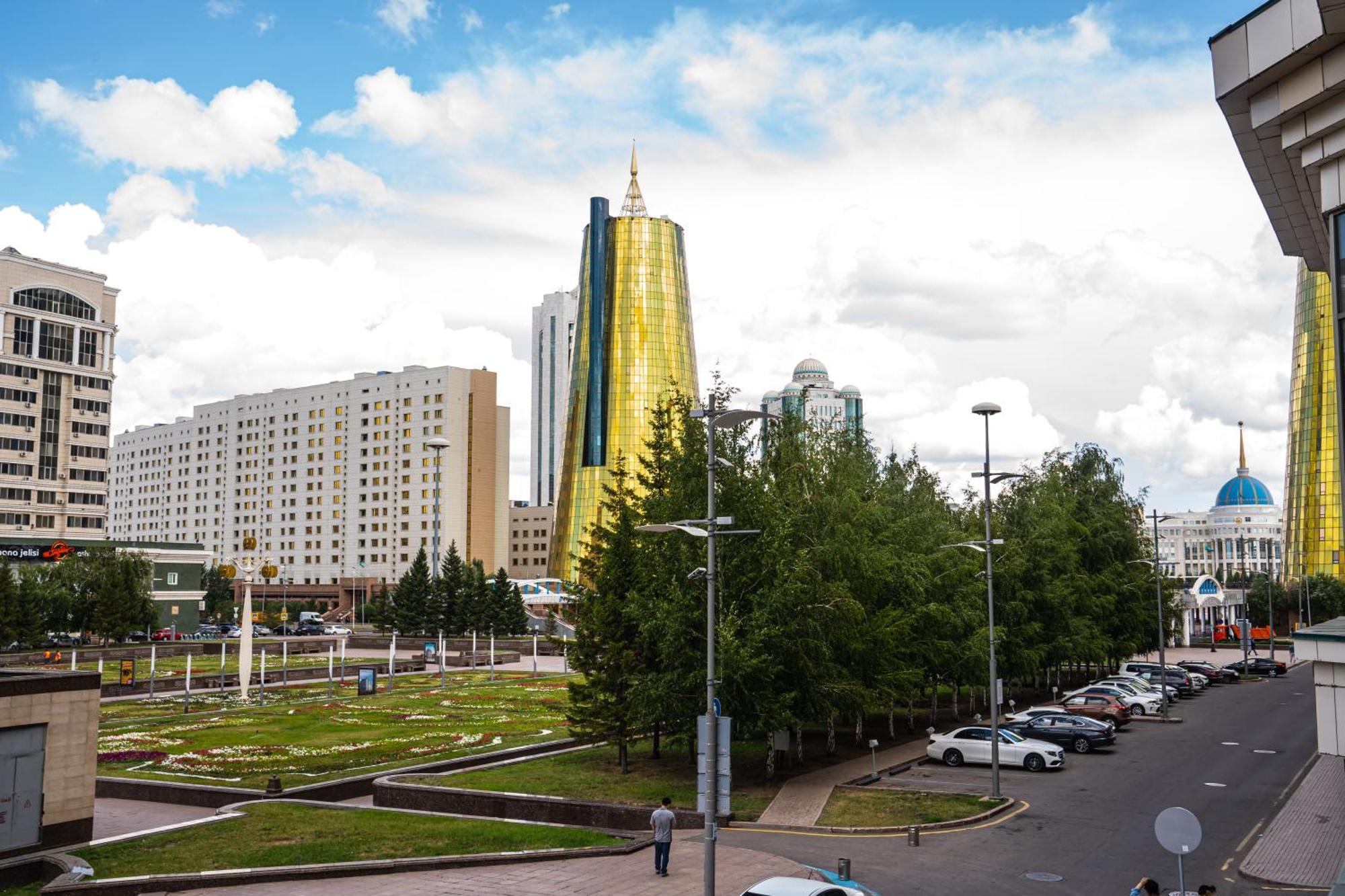 Belon Lux Hotel Nur-Sultan  Room photo